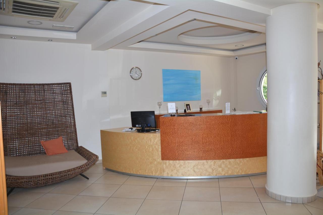 Poseidon Hotel Paralia  Exterior foto